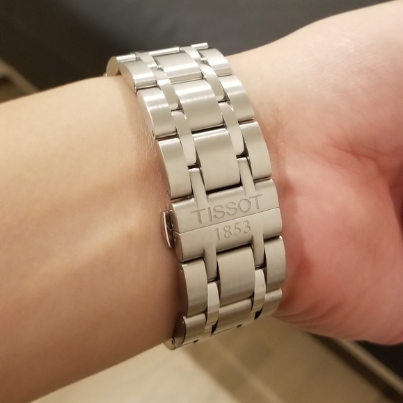 Tissot Mens Automatic Watch, Holidays are coming! - Picture 5 of 6